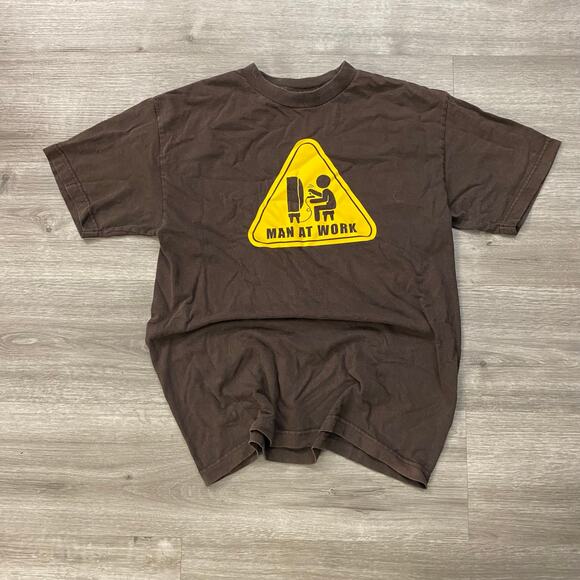 VINTAGE MAN AT WORK BROWN PARODY COMEDY TEE SHIRT MEDIUM GAMING - Picture 5 of 5